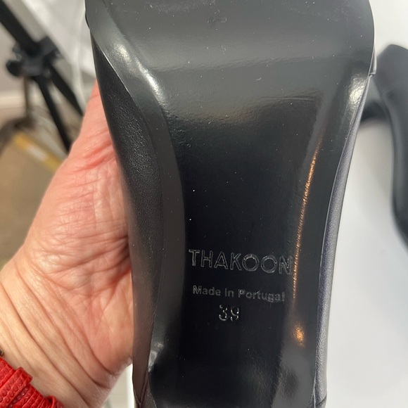 Thakoon Portuguese Elegant Black Kitten Heel Mules, NWOB, size 39/8 - Picture 9 of 13